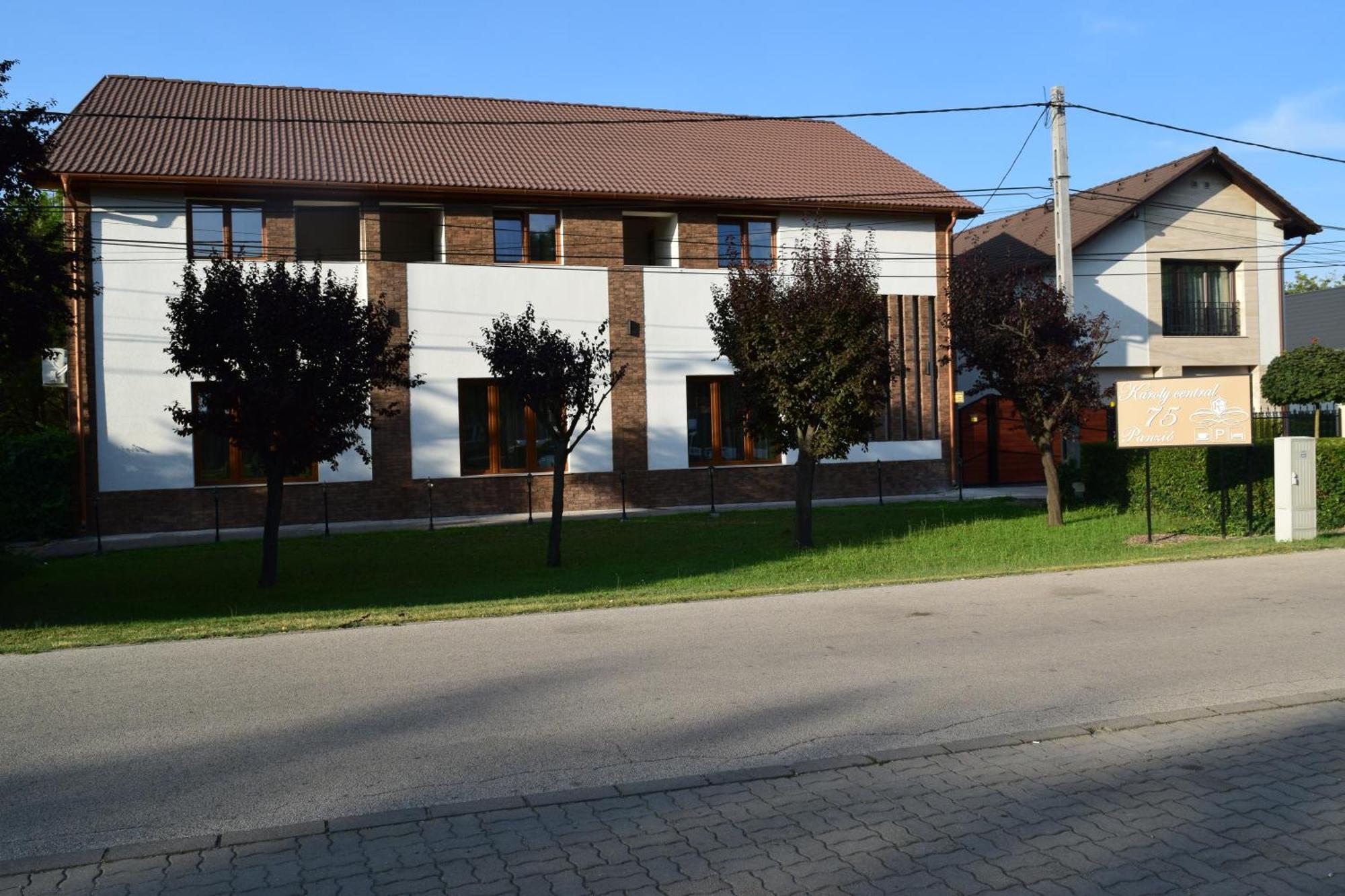 Airport Károly Centrál Vecsés Exterior foto